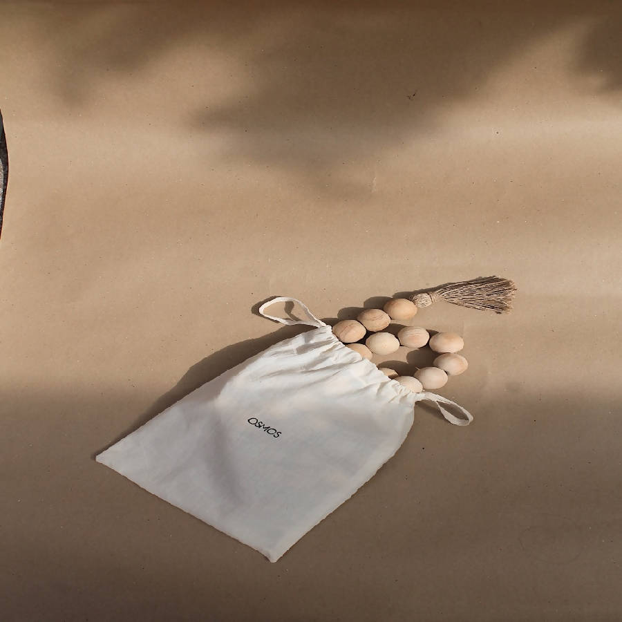 Boho Wooden Bead Garland – Farmhouse Décor with Jute Tassels