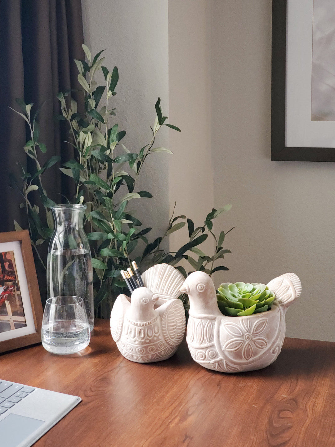 Terracotta Pot - Turtle Dove