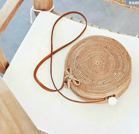 Bali hand-woven round shoulder rattan straw bag